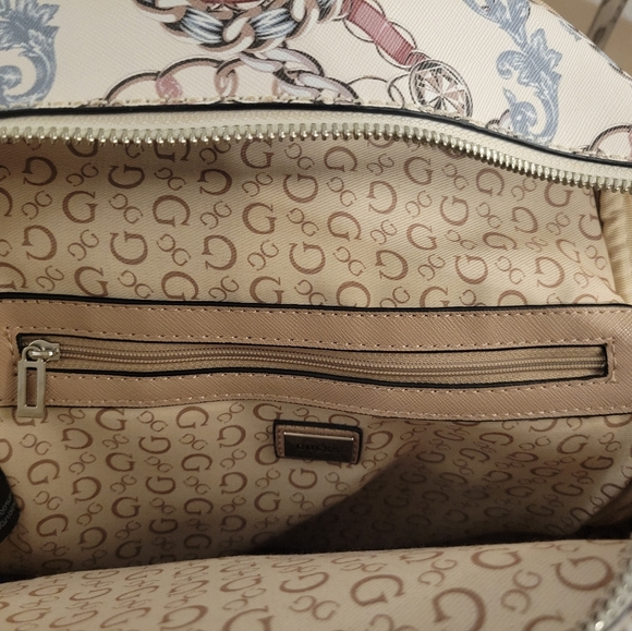 Guess Backpack - Picture 10 of 16